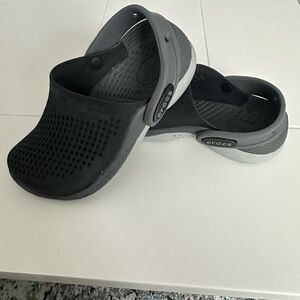 CROCS Dual-Tone Black and Gray Clogs